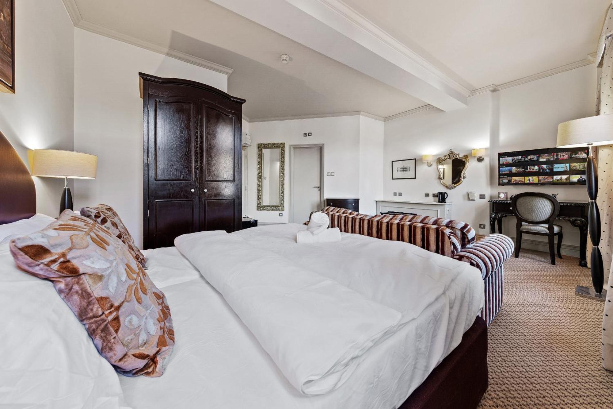 Harte & Garter Apartment Windsor Luaran gambar