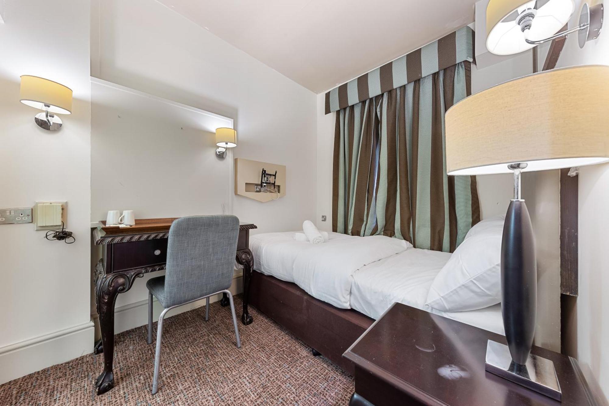 Harte & Garter Apartment Windsor Luaran gambar