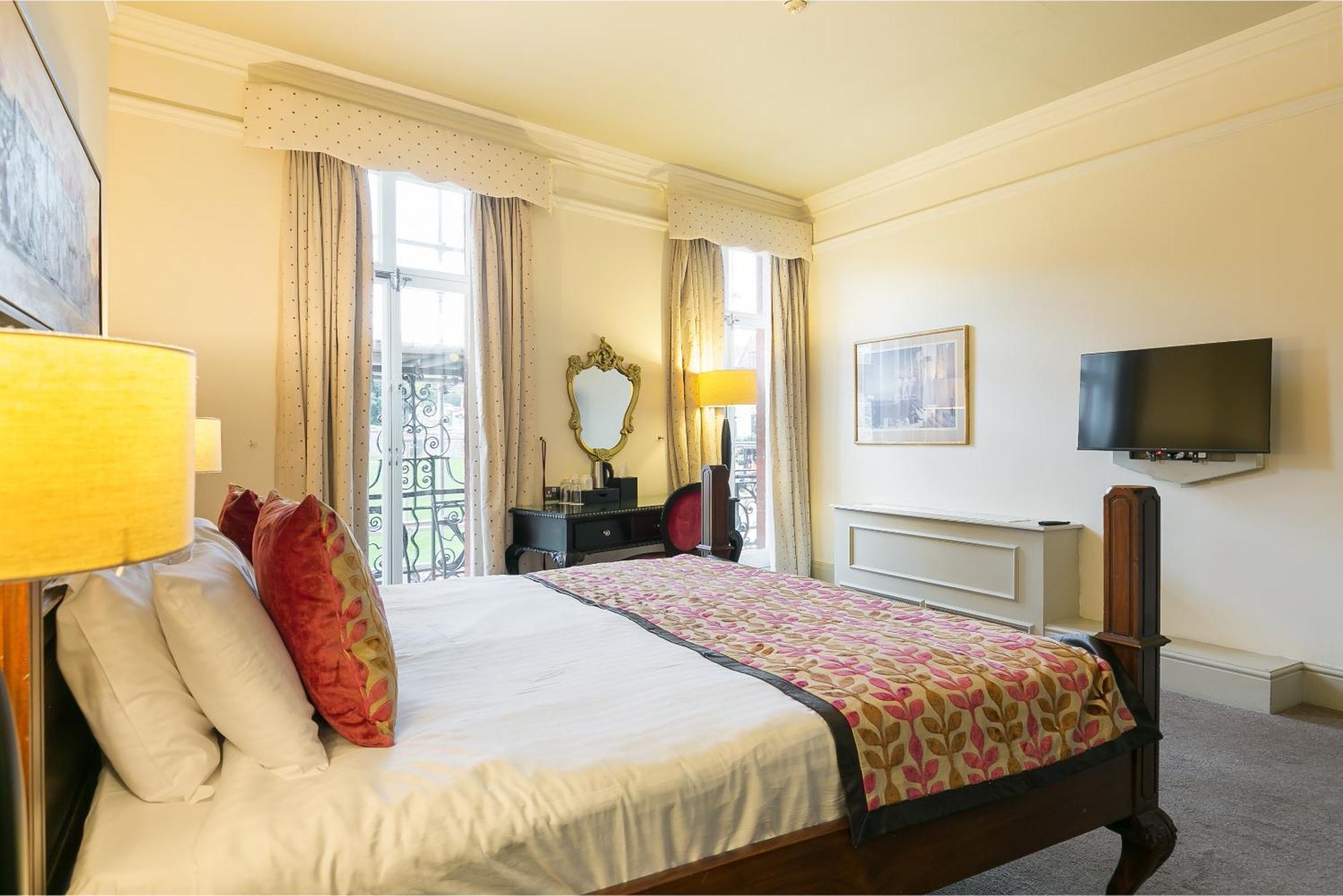 Harte & Garter Apartment Windsor Luaran gambar