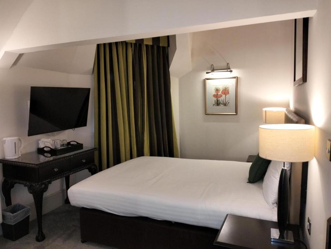 Harte & Garter Apartment Windsor Luaran gambar