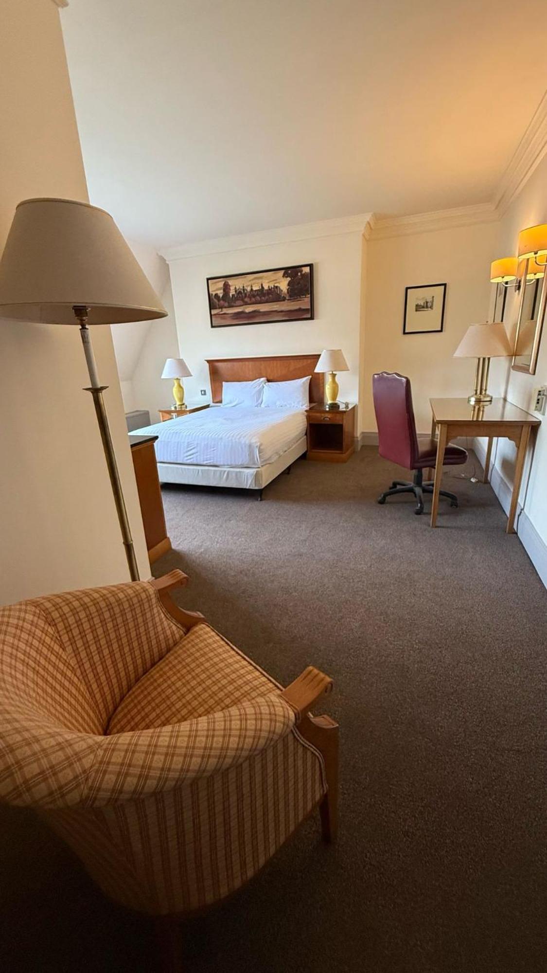 Harte & Garter Apartment Windsor Luaran gambar