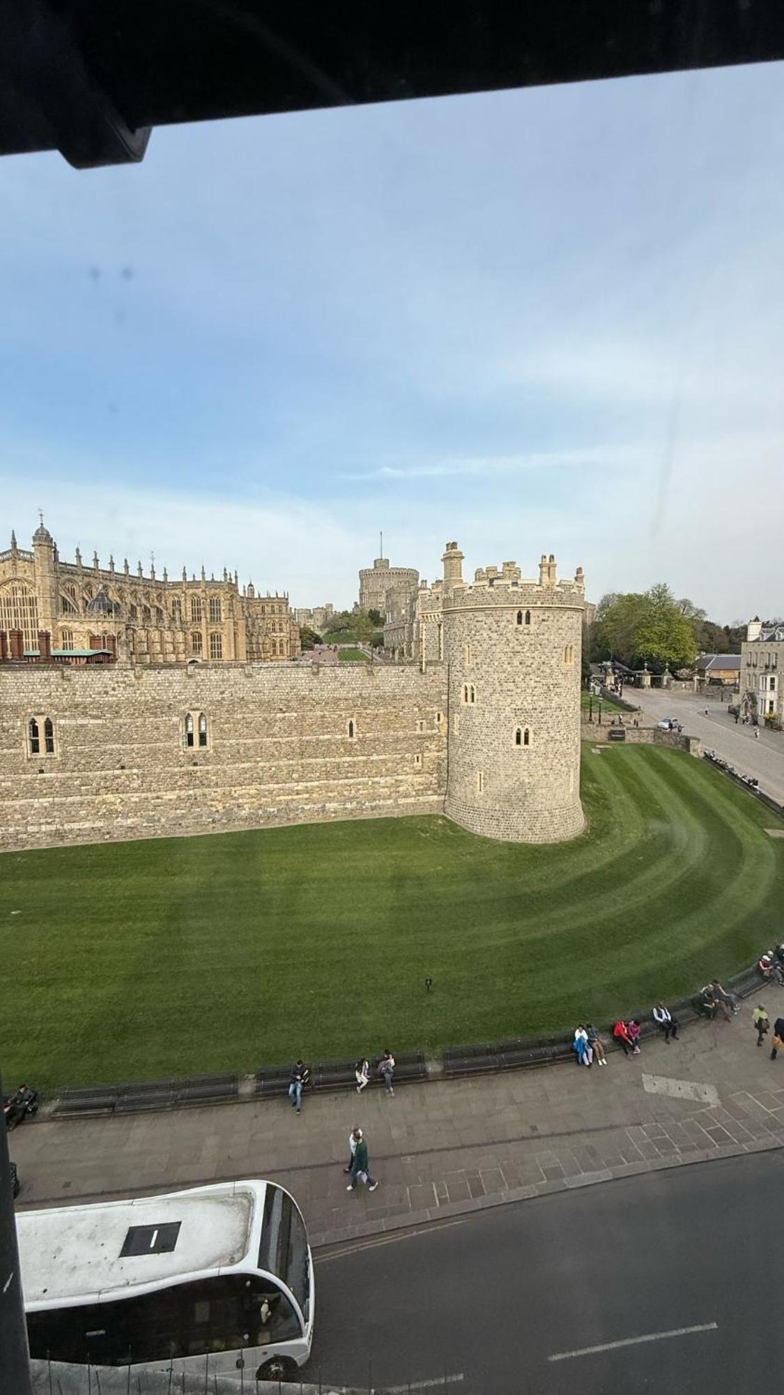 Harte & Garter Apartment Windsor Luaran gambar